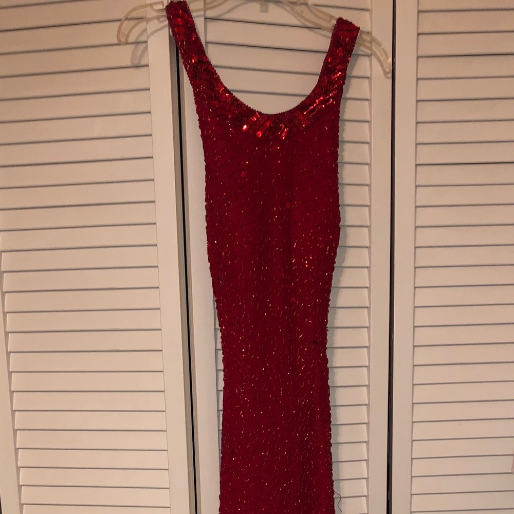 Evening / prom dress - red sequin